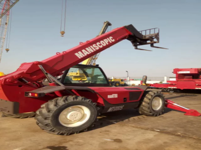 LOADER & LOADER FORKLIFT